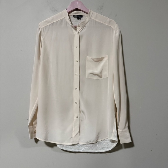 Vince Tops - Vince Mixed Media Silk Linen Back Long Sleeve Button Down
Blouse Size Small